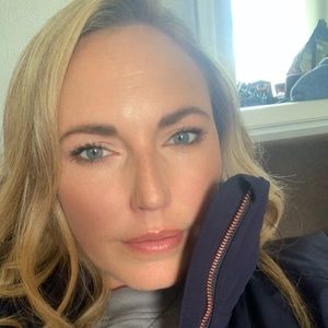 Meet your Posher, Leigh